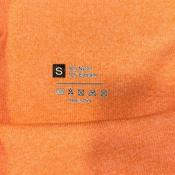 Orange work out leggings - Picture 3 of 3